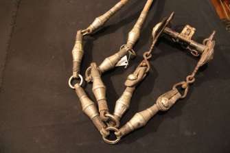 Frenos con detalle de plata puro