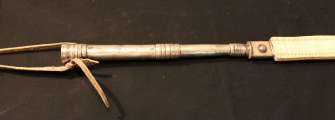 tool to punish the animal, Talero, rebenque, azote.