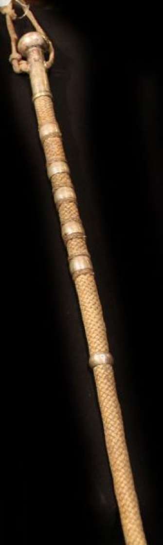 tool to punish the animal, Talero, rebenque, azote.