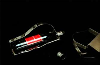 supports wine bottles