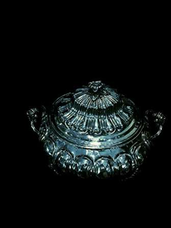 Tureen