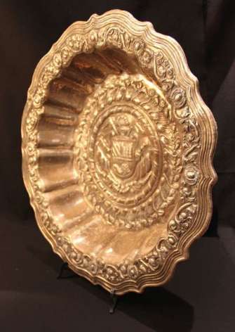 Colonial plate